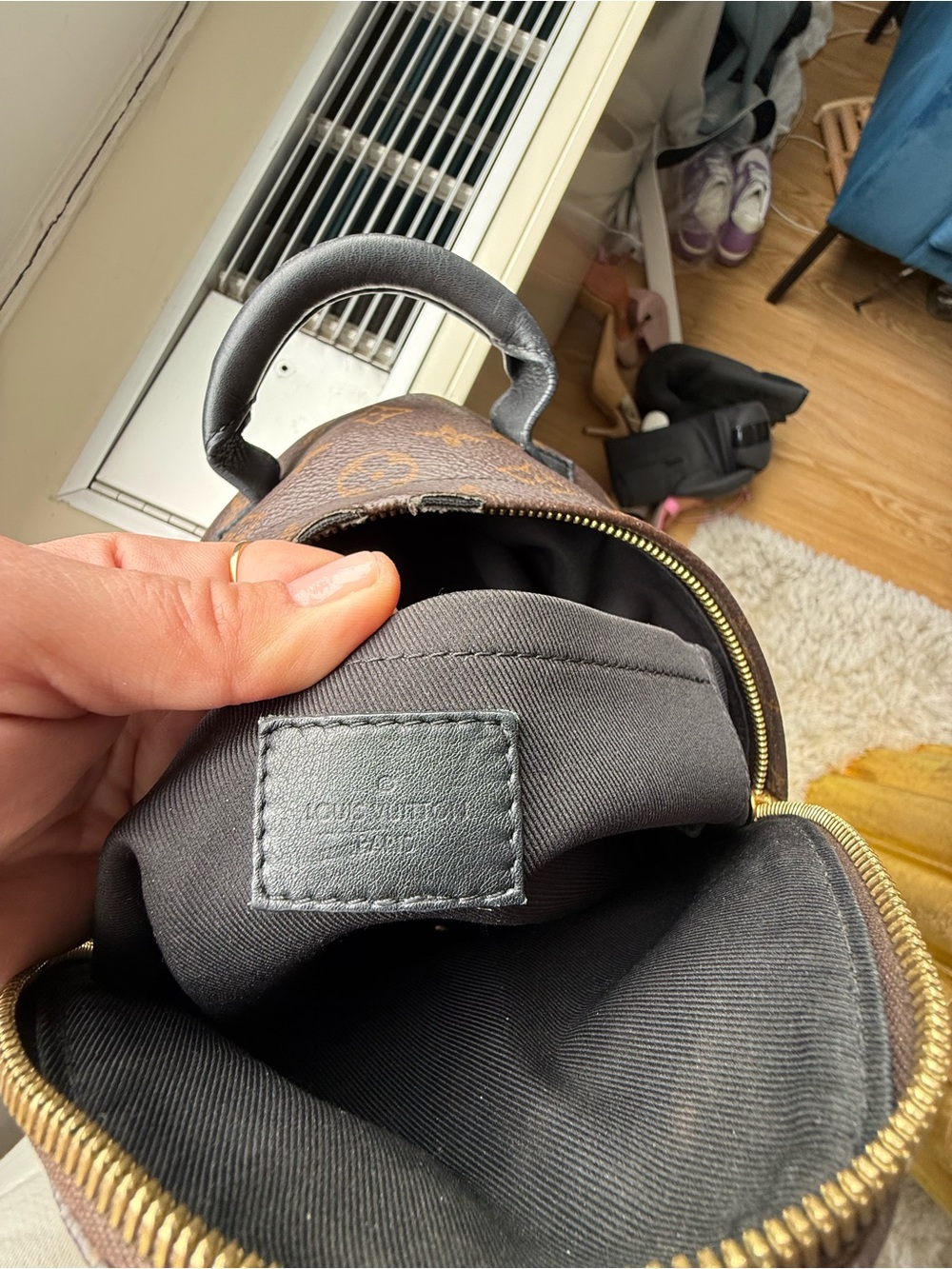 LV authentic backpack - Picture 9 of 9